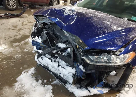 2013 Ford Fusion Se z USA, uszkodzony, nr VIN 3FA6P0H70DR234139